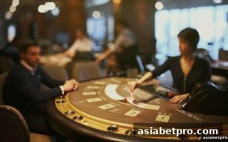 亚洲博彩网站资金管理宝典：番摊与百家乐玩家的四大核心策略