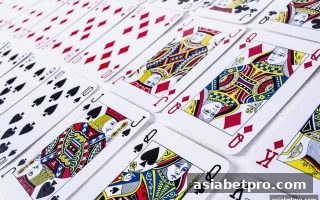 亚洲博彩网站实战指南：信息流如何左右麻将玩家决策（以血战麻将为视角）