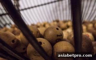 数字博弈中的直选与组选全攻略：亚洲博彩网站玩家必读