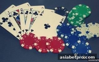 亚洲博彩网站深度解析：百家乐与牛牛玩法全对比