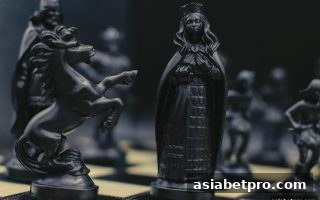 亚洲博彩网站深度解析：牌九组合策略与高效玩法