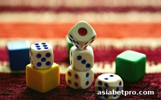 亚洲博彩网站深度解析：牛牛组合概率与理性玩法全攻略
