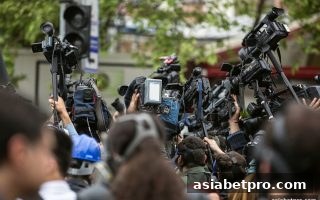 亚洲博彩网站视角：赛果解析与赛程预告为何成为球迷必备工具